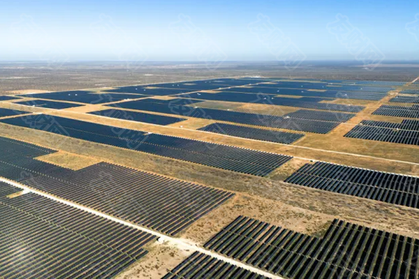 报告称 太阳能占2024年美国新增电力的84%(2025年03月19日)